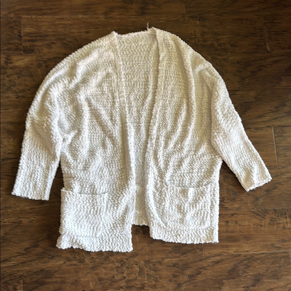 Source Unknown White Cozy Knit Cardigan